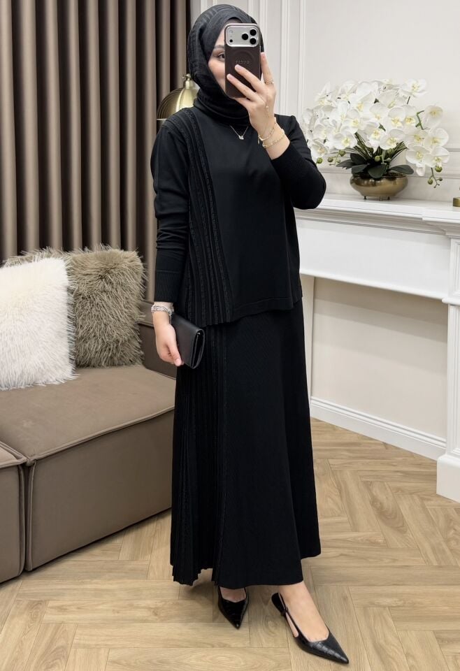 Noir Simli Merserize Etekli Takım Siyah