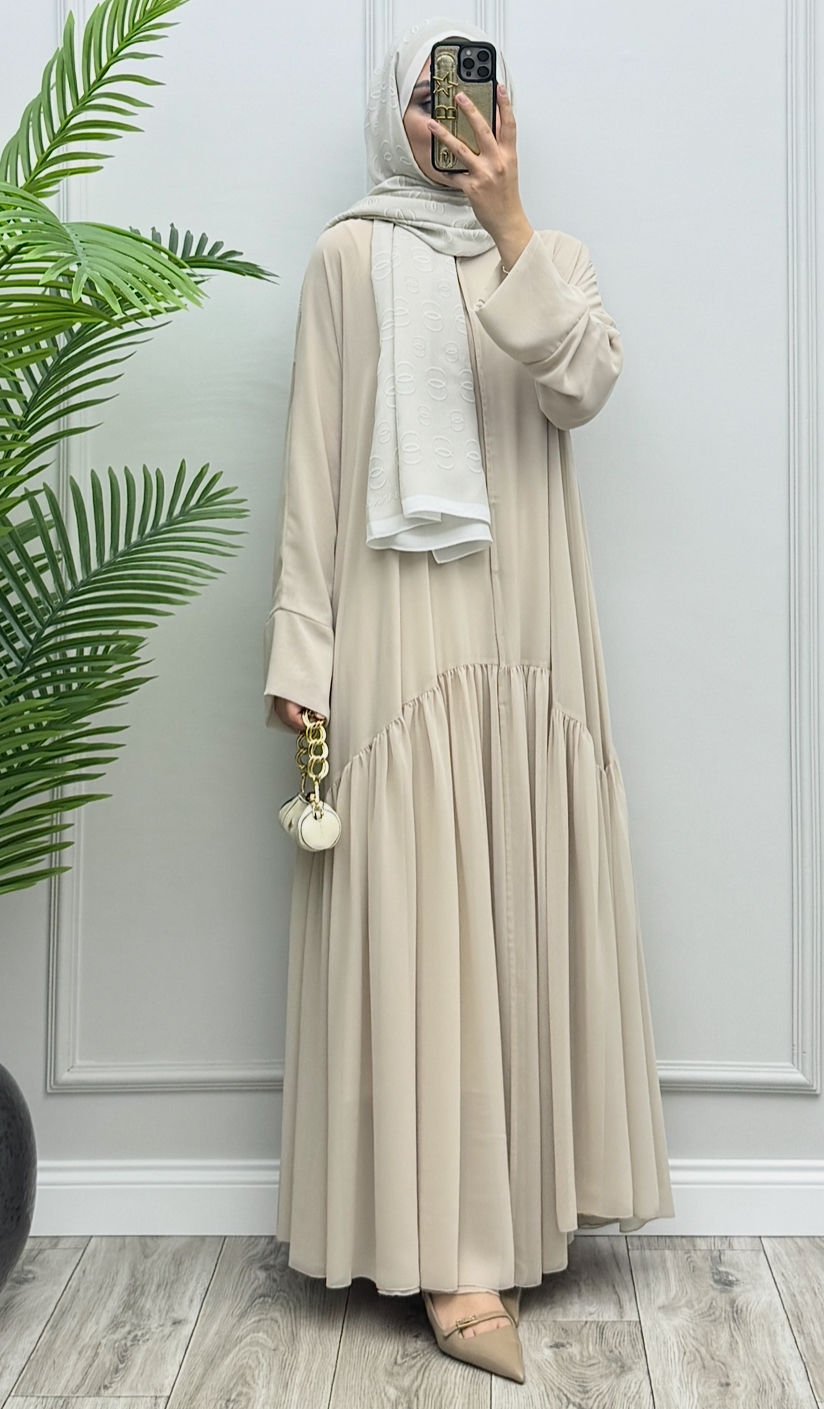 Larissa Abaya Bej