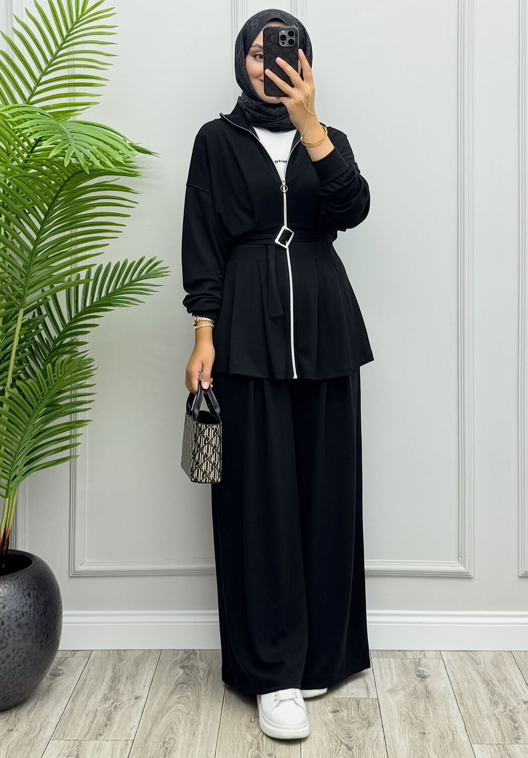 Petra Muadil Oysho Takım Siyah