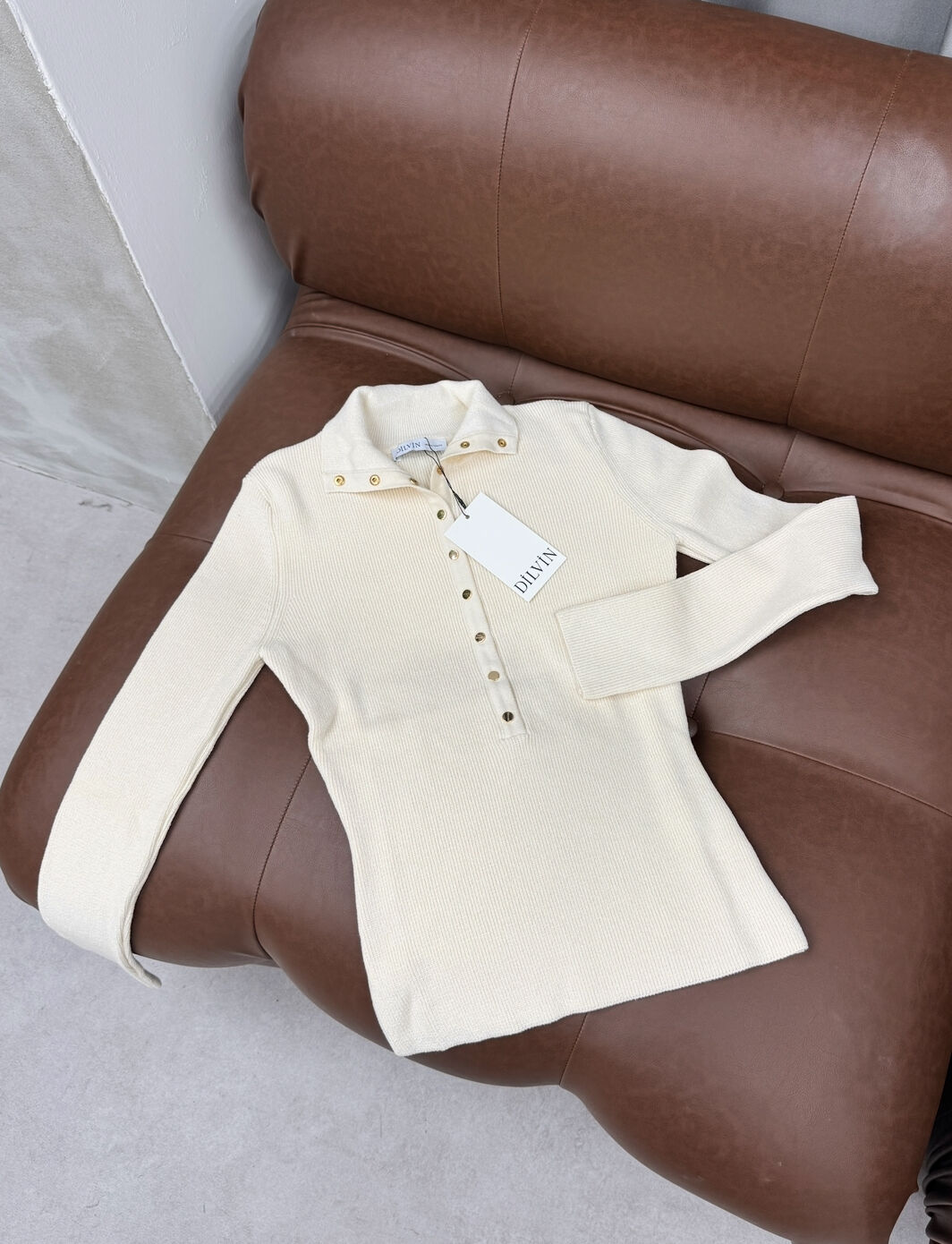 Dilvin Çıtçıtlı Kazak Ekru