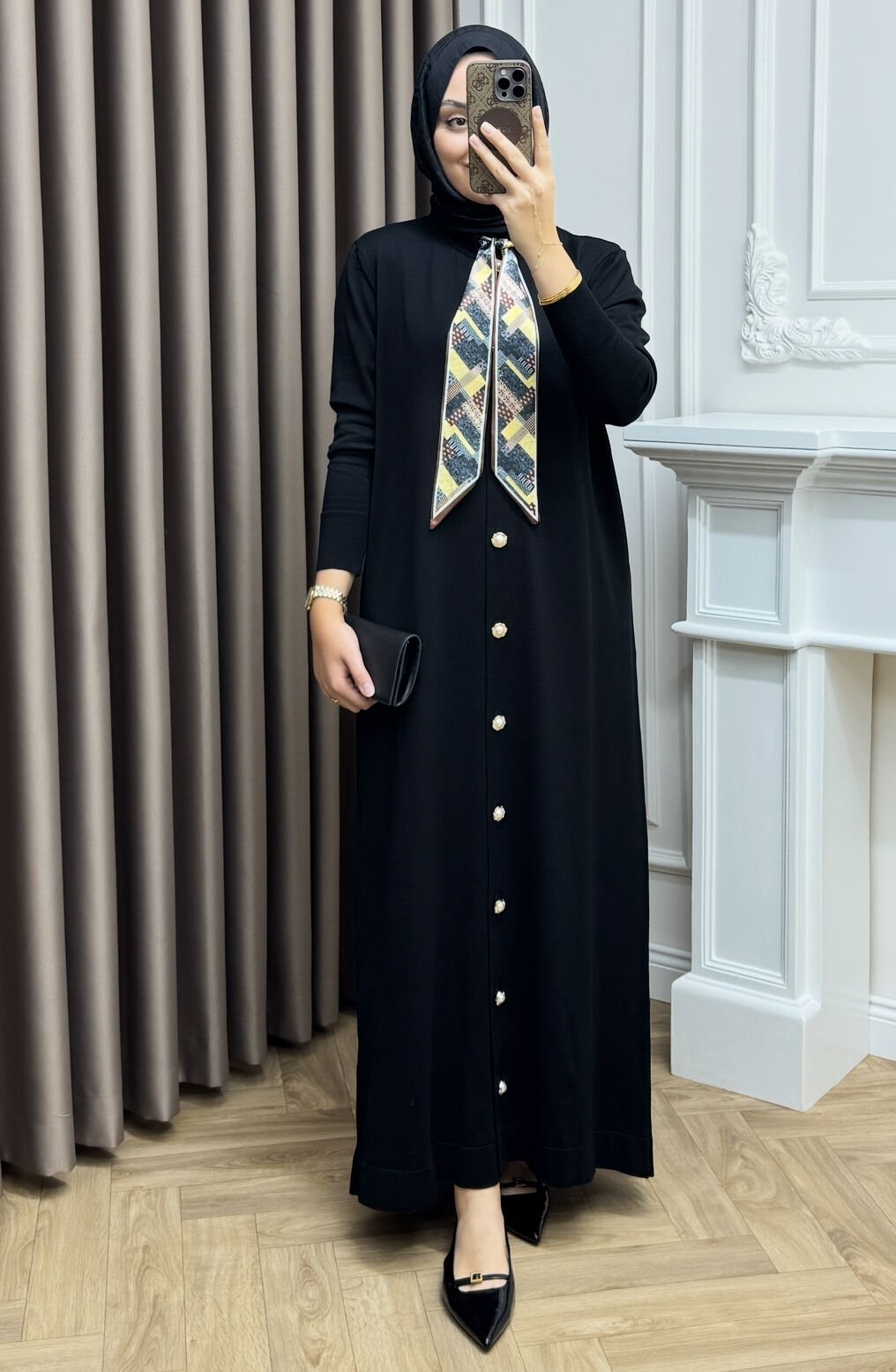 Elle Fularlı Merserize Elbise Siyah