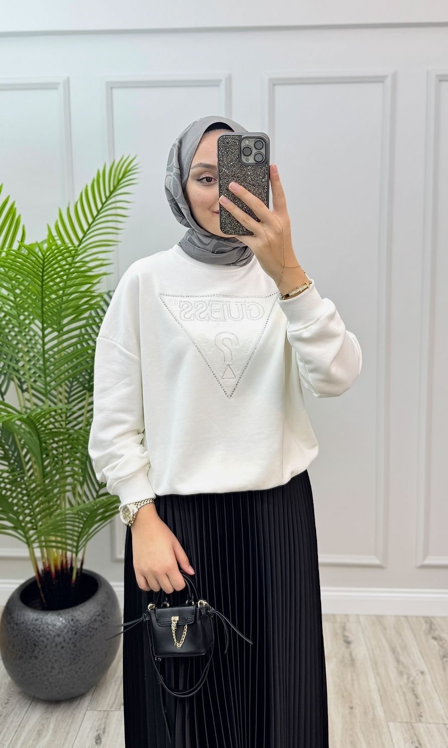 Guess Taşlı Sweat Beyaz