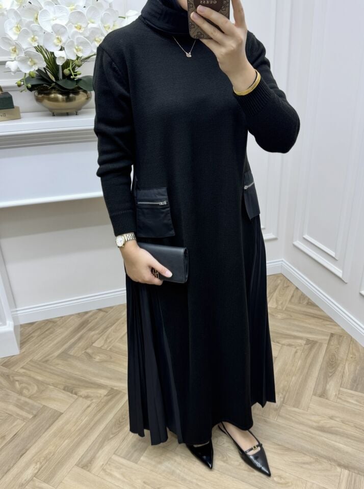 Sara Piliseli Triko Elbise Siyah