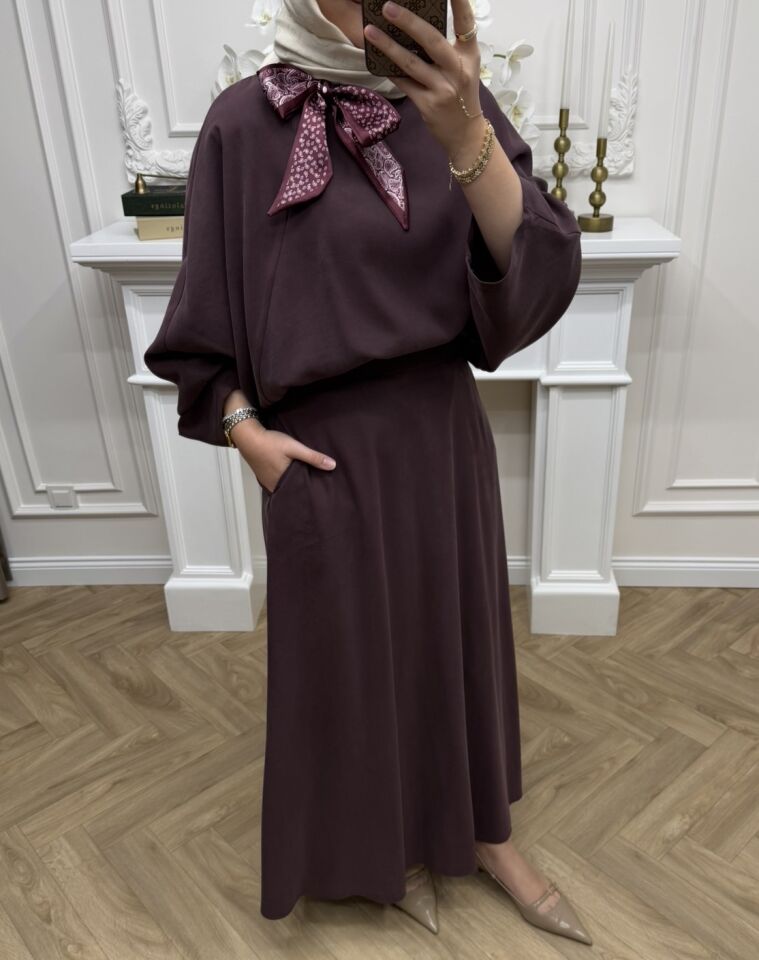 Alina Fularlı Qupra Takım Mürdüm