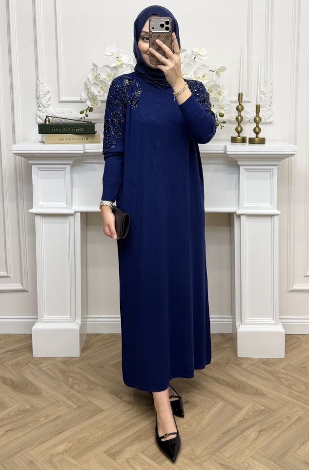 Parla Taş İşlemeli Elbise Saks